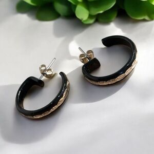 NWT Fashion Earrings Small‎ Statement Hoop Earrings - Black and Silver
